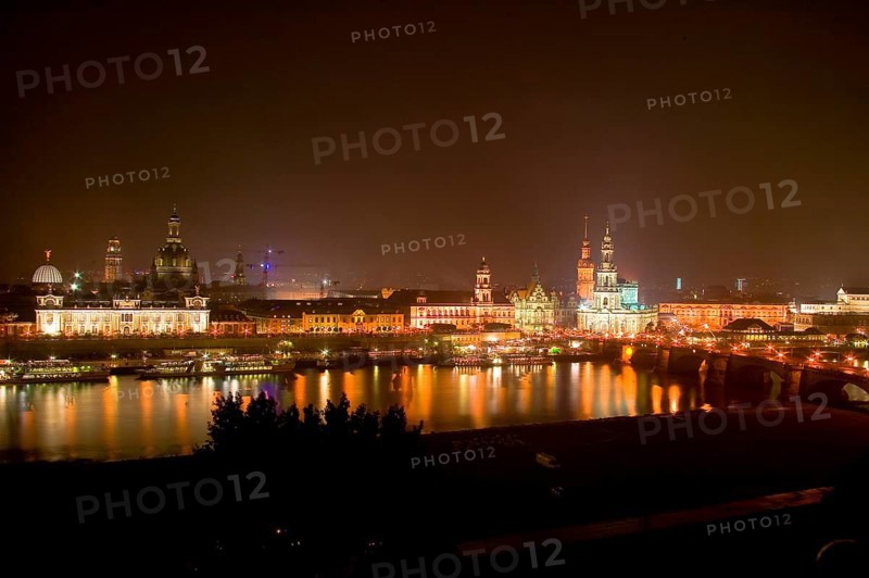 DEU Saxony Dresden Dresden Silhouette