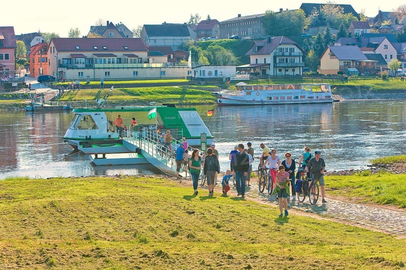 Diesbar Seußlitz ferry
