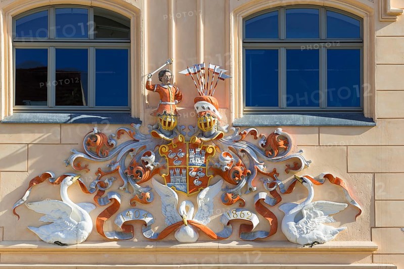 Today, Zwickau is a large district town in the south-west of the Free State of Saxony. The city is known as the Automobile & Robert Schumann City and is the fourth largest city after Leipzig, Dresden and Chemnitz as well as one of the regional centres in the Free State. The Zwickau town hall (1404-1862)