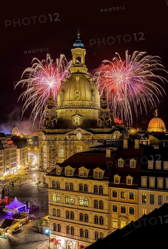 Fireworks behind the Church of Our Lady at the Dresden City Festival
