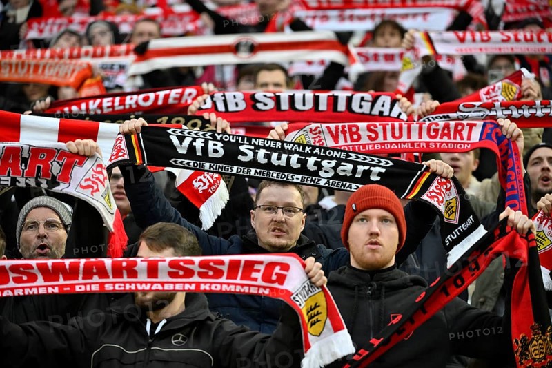 Fans VfB Stuttgart with fan scarves, fan block, fans, fan curve, flags, MHPArena, MHP Arena Stuttgart, Baden-Württemberg, Germany, Europe
