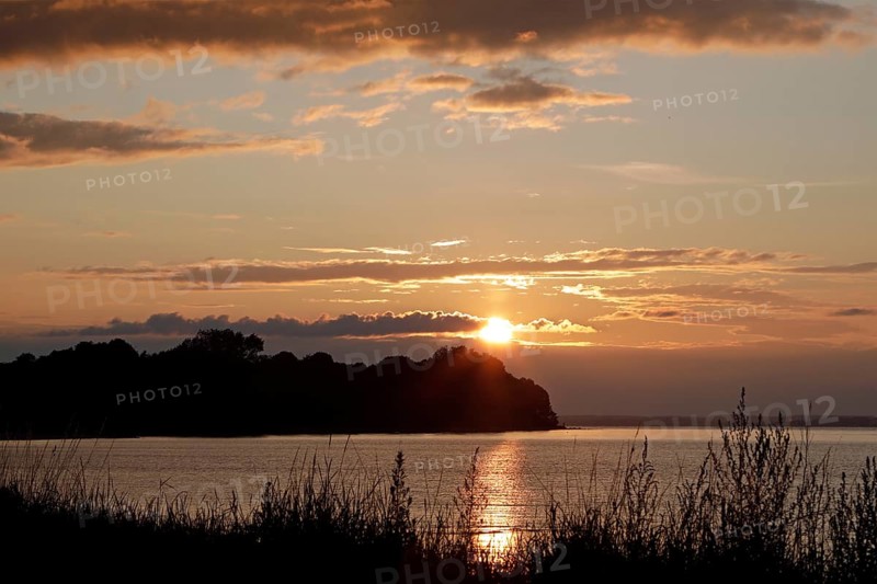 Sunset over the Baltic Sea, Habernis, Steinberg, Schleswig-Holstein, Germany, Europe