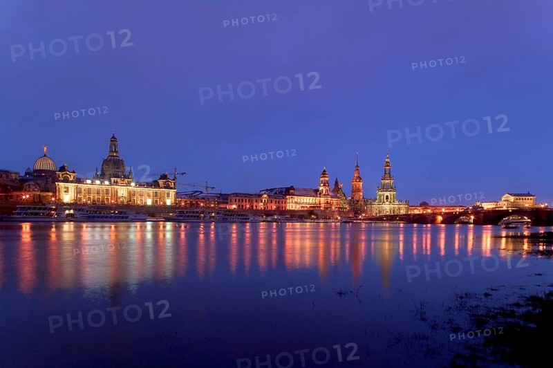 DEU Saxony Dresden Dresden Silhouette