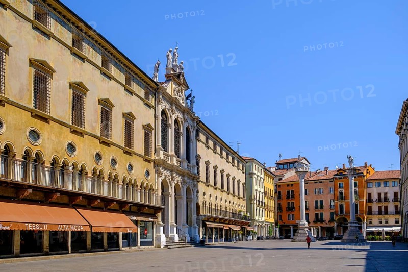 Piazza dei Signori, Vicenza, Veneto, Italy, Europe