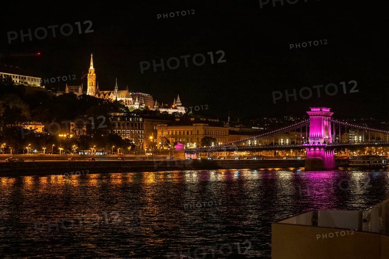 Budapest by night, Chain Bridge, Hungary, Europe