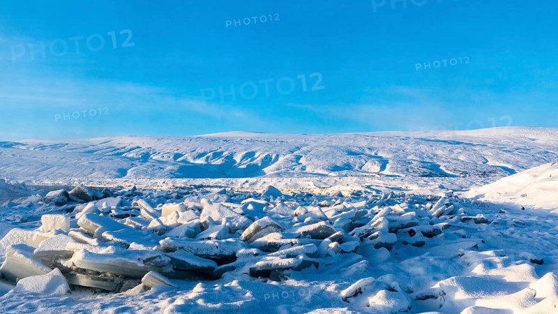 Icefall at the river Skialfandafljot z, near the waterfall Godafoss, snow-covered landscape, North Iceland Eyestra, Iceland, Europe