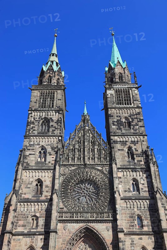 In the old town centre of Nuremberg, Lorenzkirche, St. Lawrence, Gothic church building, Middle Franconia, Bavaria, Germany, Europe