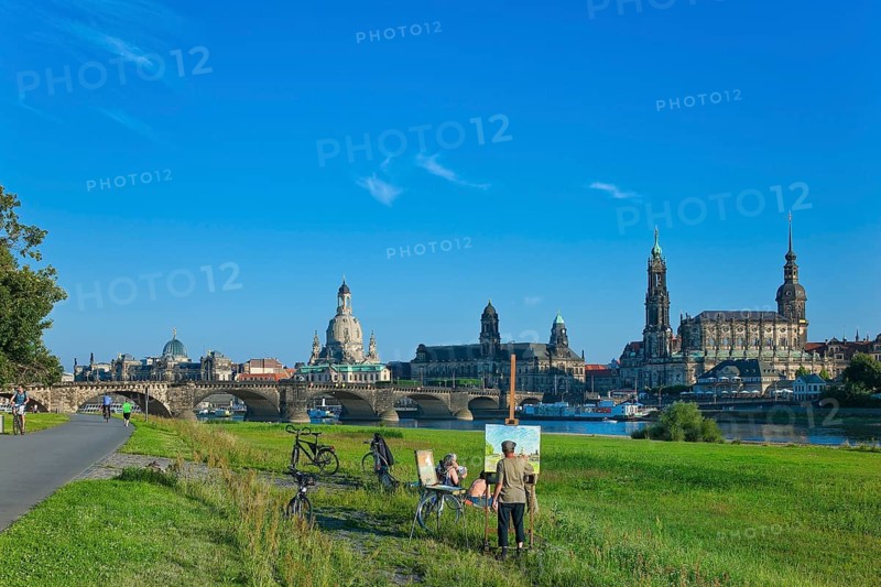 Dresden Silhouette View from Neustätter Elbufer to Dresden Old Town