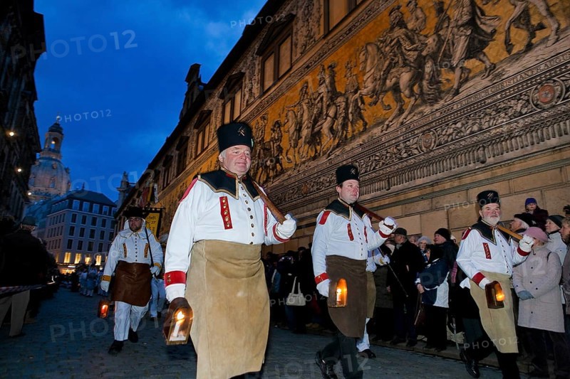 Striezelmarkt, which has been organised since 1434, is the oldest Christmas market in Germany and takes place on the Altmarkt. A new tradition was established in Dresden with a large mining parade organised by mining and smelting miners from the Ore Mountains