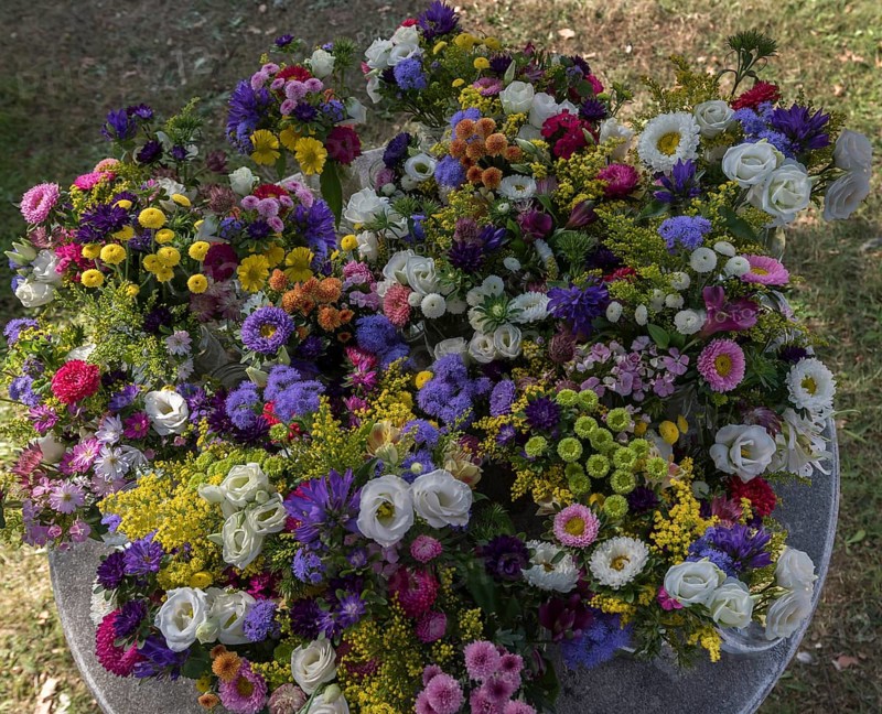 Assorted bouquets of a table decoration for a wedding, Lower Saxony, Germany, Europe