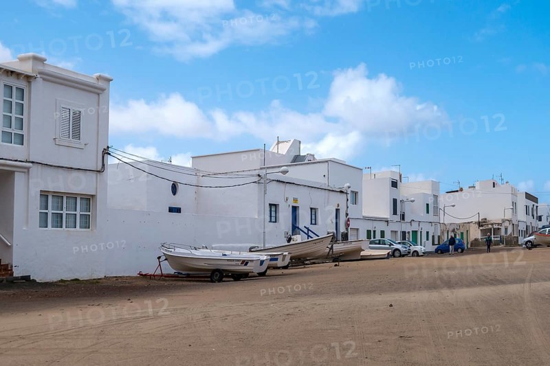 Village street in Caleta de Famara, municipality of Teguise, Lanzarote, Canary Island, Canary Islands, Spain, Europe
