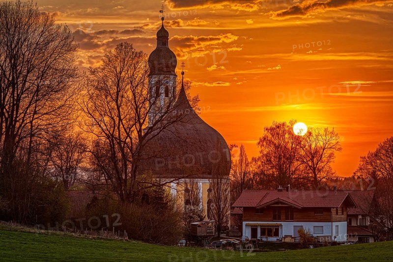 Sunset, Church of St John the Baptist and the Holy Cross, Westerndorf, Pang, Bavaria, Germany, Europe