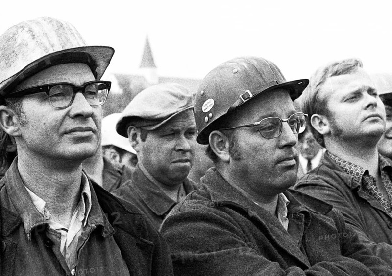 Workers and employees of Chemische Werke Huels (CWH), here in Marl on 30 June 1971, went on a spontaneous strike demanding an 11% wage increase, Germany, Europe