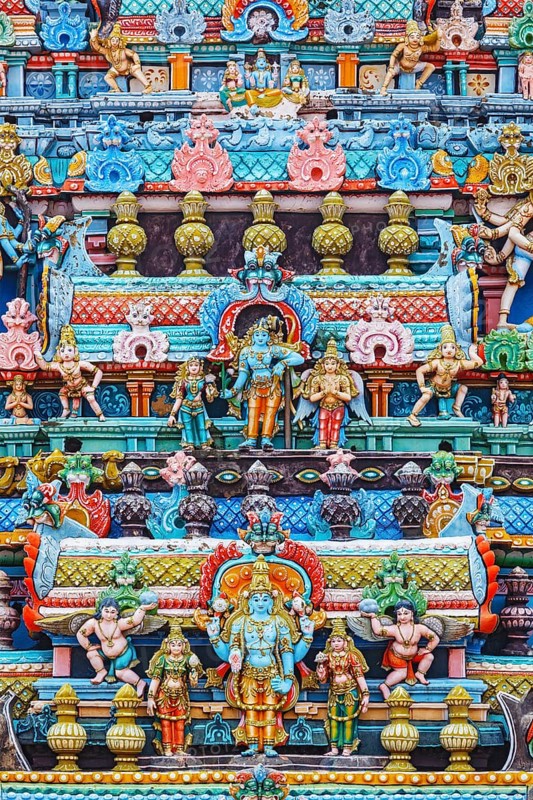 Bas reliefes on gopura (tower) of Hindu temple. Sri Ranganathaswamy Temple. Tiruchirappalli (Trichy), Tamil Nadu, India, Asia
