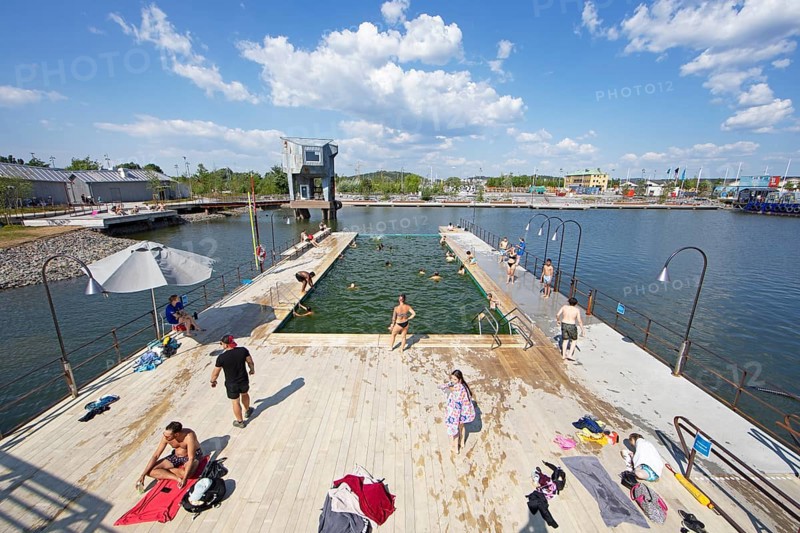 Harbour swimming pool in Jubileumsparken or public swimming pool in the river Göta älv, Jubileumsparken, Frihamnen, Gothenburg, Västra Götalands län, Sweden, Europe