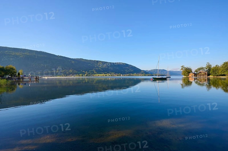 Lake, sailboats, boathouse, morning, summer, Steindorf am Lake Ossiach, Lake Ossiach, Carinthia, Austria, Europe