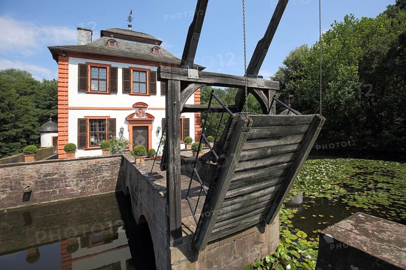 Drawbridge of the moated castle built in 1703, Regionalpark, RheinMain, Klein-Welzheim, Seligenstadt, Main, Hesse, Germany, Europe
