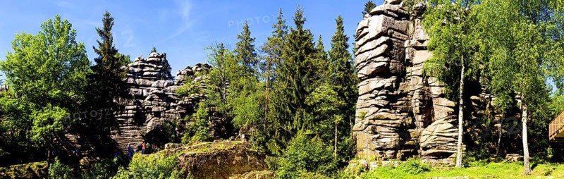 Griffin stones