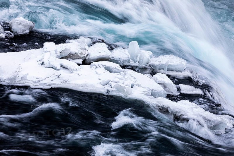 Icefall obstructs the flow of the river Skialfandafljot, Northern Iceland Eyestra, Iceland, Europe