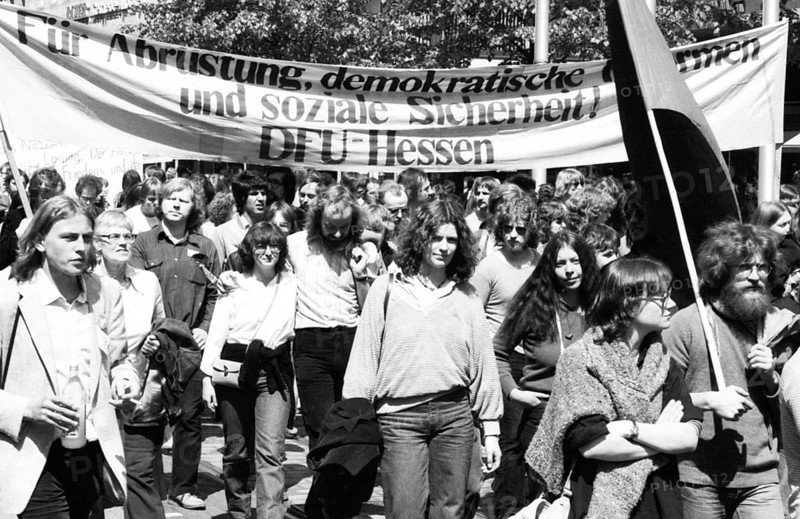 The 35th anniversary congress to end fascist rule was accompanied by a demonstration and rally in Mannheim, Germany on 10 May 1980
