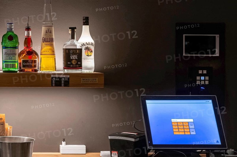 Symbol photo bar restaurant cash register display