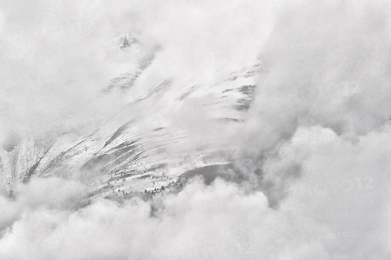 Poor visibility in cloudy skies in the Swiss Alps, clouds, poor visibility, nature, winter, fog, foggy, cloudy, cloud cover, Valais, Switzerland, Europe