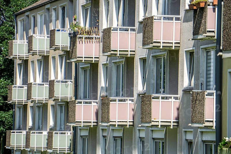 Apartment blocks, flats, residential districts, balconies, residential buildings, facades, real estate, Essen, North Rhine-Westphalia, Germany, Europe