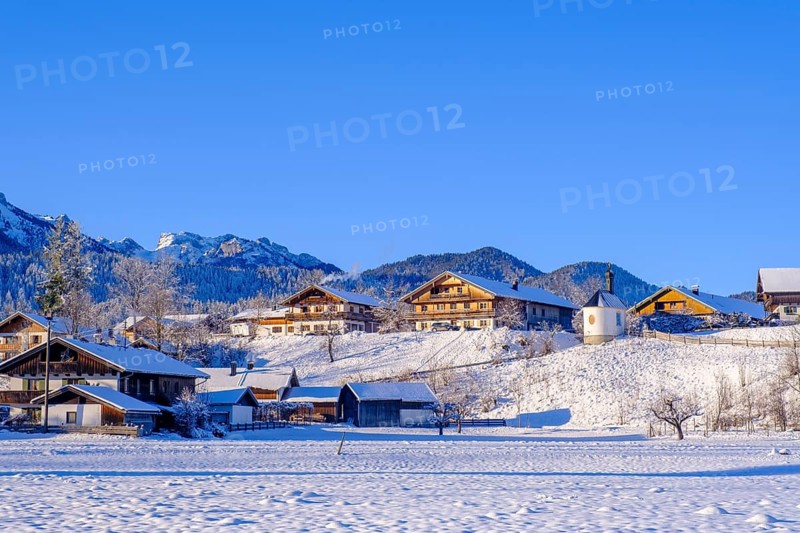 Ertlhöfe, in front of the Brauneck, in winter, Arzbach, Lenggries, Upper Bavaria, Bavaria, Germany, Europe