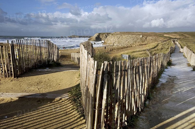 Storm at sea in winter, Côte Sauvage, Quiberon, Brittany, France, Europe