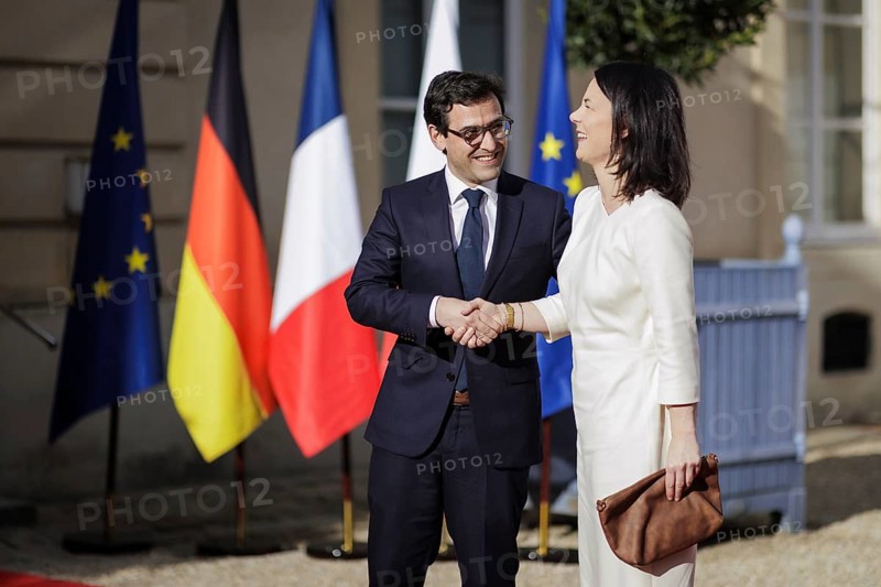 Annalena Bärbock (Alliance 90/The Greens), Federal Foreign Minister, photographed during a welcome by Stephane Sejourne, Minister for Europe and Foreign Affairs of the French Republic, at the Château de la Celle in La Celle-Saint-Cloud, 12.02.2024. Photographed on behalf of the Federal Foreign Office