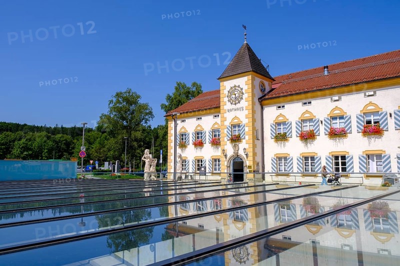 Town Hall, Karl-Lederer-Platz, Geretsried, Upper Bavaria, Bavaria, Germany, Europe