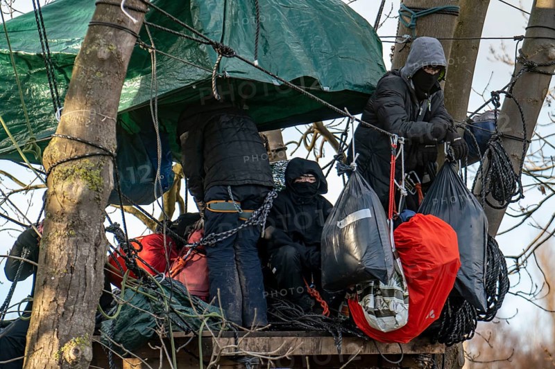 Beginning of the eviction of the Lützerath hamlet, camp of climate activists and squatters, at the Garzweiler 2 opencast lignite mine, by the police, Erkelenz, North Rhine-Westphalia, Germany, Europe