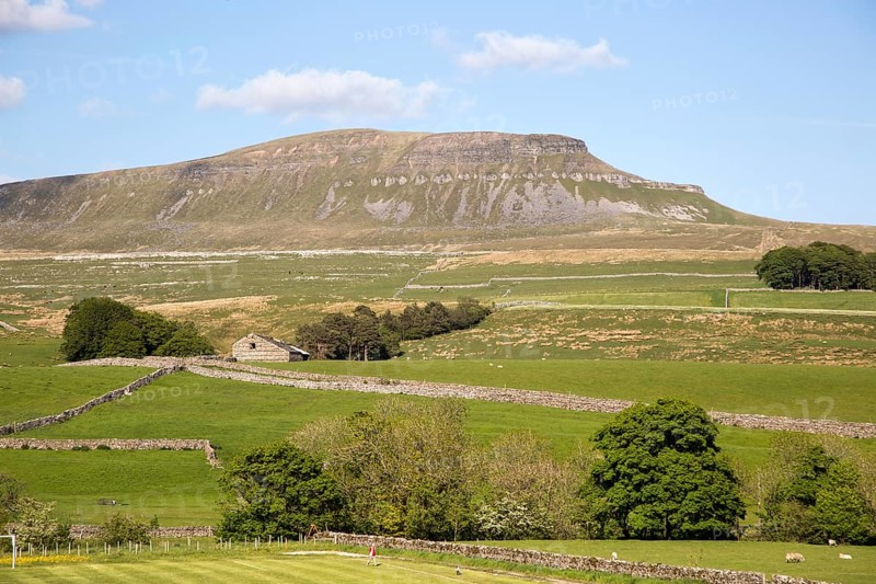 Carboniferous limestone scenery Pen Y Ghent, Yorkshire Dales national park, England, UK from Horton in Ribblesdale