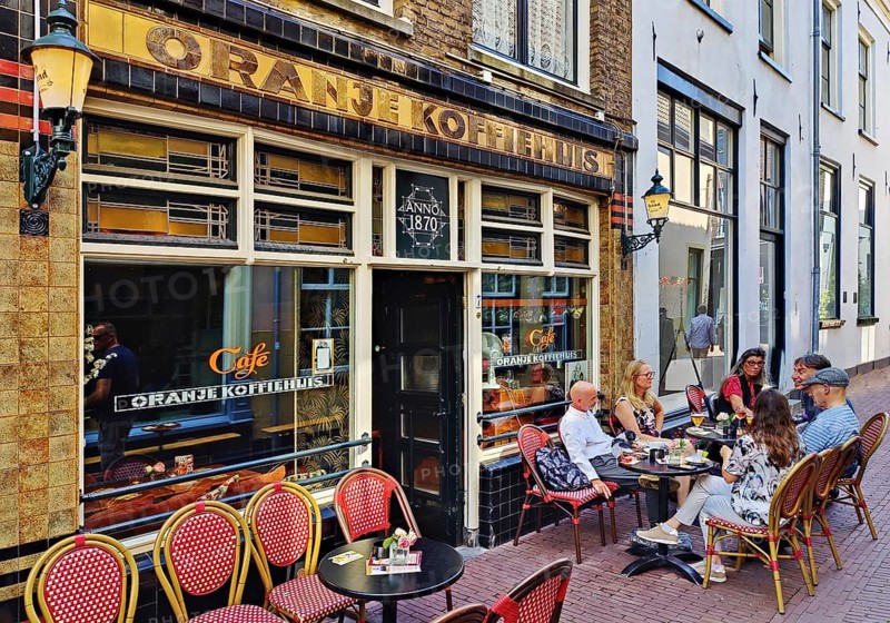 Street café, Oranje Koeffiehus, Pedestrian zone, Citylife, Old town, Arnhem, Province of Gelderland, Netherlands