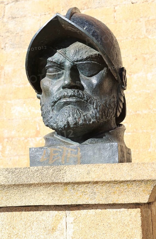 Bust sculpture Amazonian explorer Francisco de Orellana, 1511-1546, Trujillo, Caceres province, Extremadura, Spain, Europe