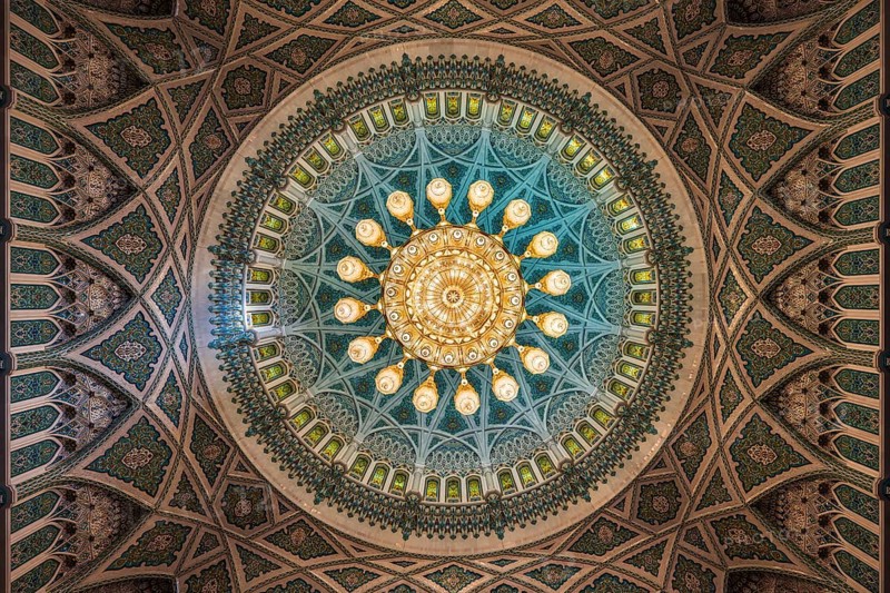 Sultan Qaboos Grand Mosque, chandelier in the prayer hall for men, Muscat, Oman, Asia