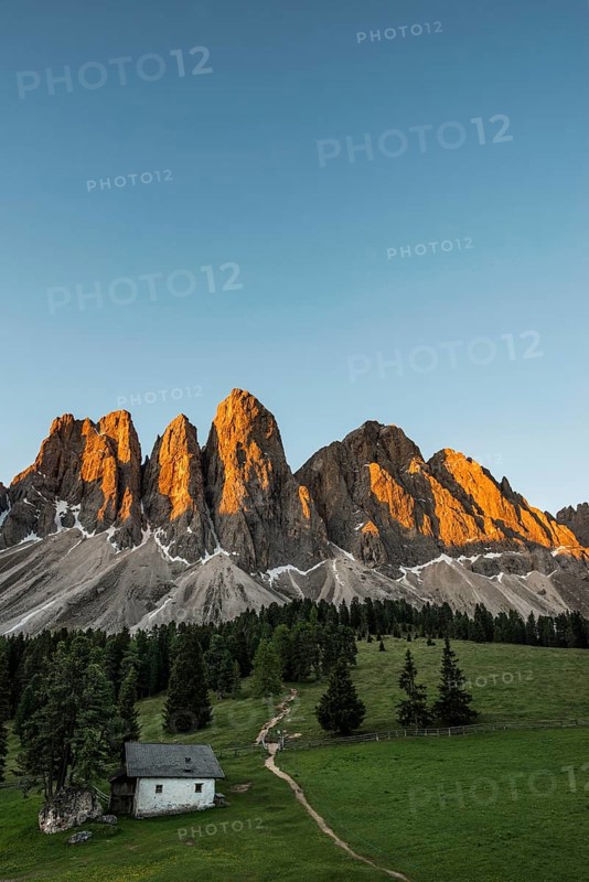 Sunrise, Glatschalm, Geislerspitzen, Villnöss Valley, Sass Rigais, Dolomites, South Tyrol, Italy, Europe