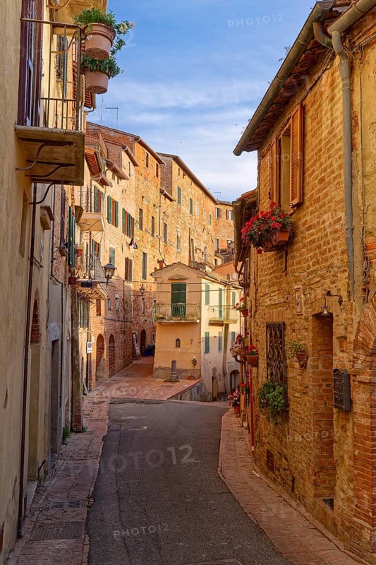 The historic centre of Montepulciano, UNESCO World Heritage Site. Montepulciano, Tuscany, Italy, Southern Europe, Europe