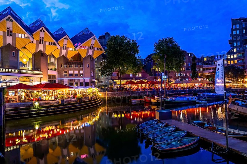 Rotterdam city centre, Oudehaven, historic harbour, historic ships, cube houses, flats, Kijk cube by Dutch architect Piet Blom, Netherlands