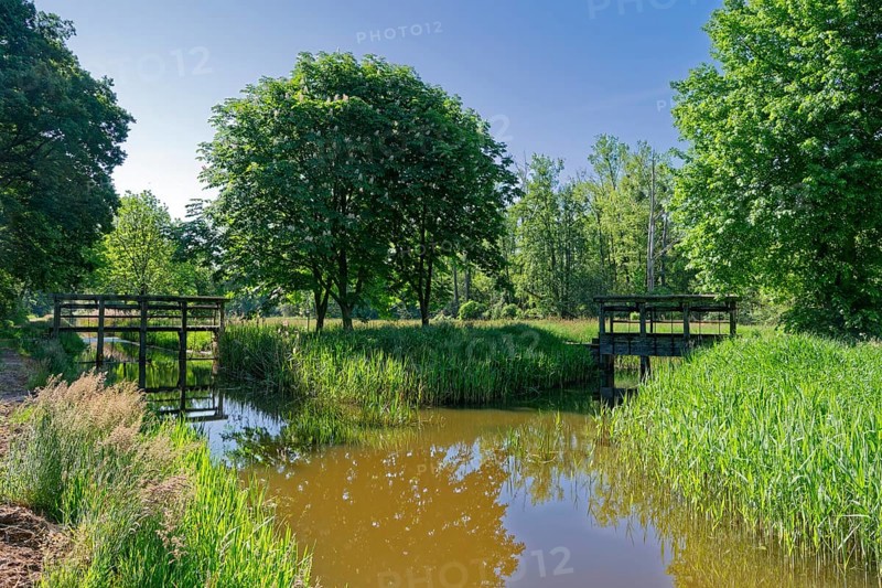 Locks on the Friedrichskanal and Dannefelder Moorgraben in the UNESCO Drömling Biosphere Reserve. Dannefeld, Hanseatic town of Gardelegen in the Altmark, Saxony-Anhalt, Germany, Europe