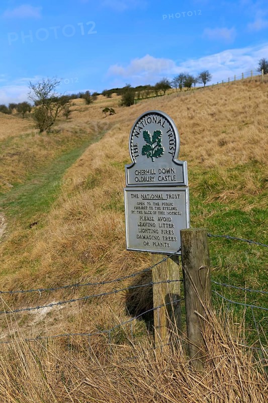 Cherhill Down Oldbury castle, National Trust sign, North Wessex Downs, Wiltshire, England, UK