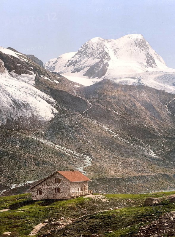 Stubai Valley, Dresdner Hütte and Schaufelspitze, Tyrol, formerly Austria-Hungary, today Austria, Historical, digitally restored reproduction from a 19th century original, Record date not stated