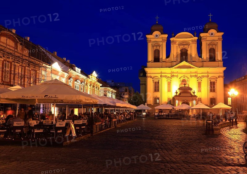 Banat, Timisoara, Timisoara, Old Town, historic houses and Catholic Cathedral at Piata Unirii, Unification Square, Cathedral Square, Romania, Europe