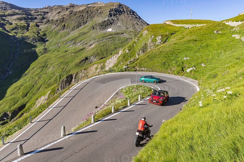 Furka Pass. Early in the morning, when the roads are still clear, the time for speeders and sports cars to take a quick lap over the Alpine pass begins. Realp, Canton Uri, Switzerland, Europe