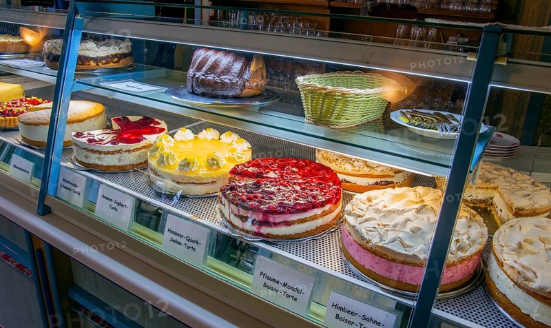 Cake buffet with typical specialities at Cafe De Kaffeestuuv, Schneverdingen, Lüneburg Heath, Lower Saxony, Germany, Europe