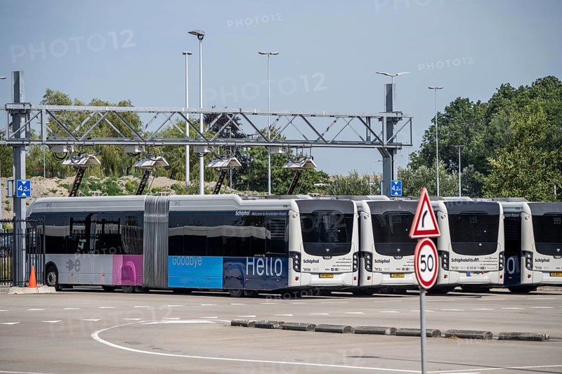 Fast charging station for electric buses at Amsterdam Schiphol Airport, the entire fleet of passenger transport buses is electric, over 200 vehicles, during breaks the buses are recharged via a roof-mounted pantograph, vehicles of the transport company Connexxion, Netherlands