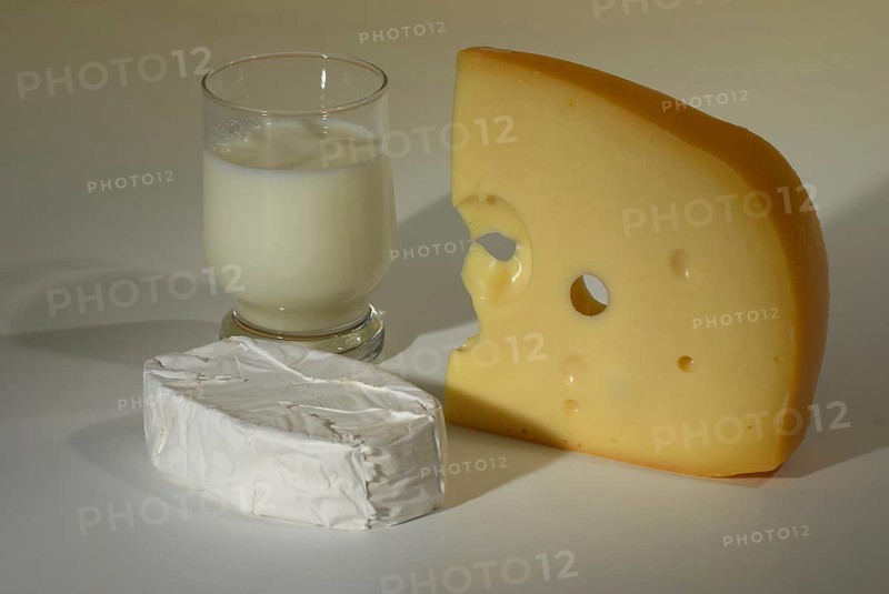 Europe, Switzerland, Swiss Emmental, hard cheese, nutrition, typical product of the country, Camembert, soft cheese, milk, healthy nutrition, Europe