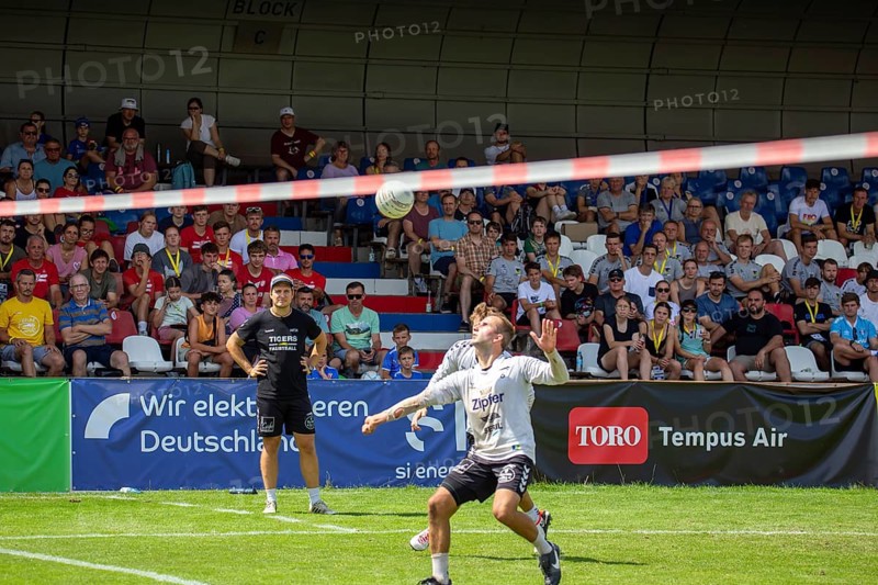 Fistball: TSV Pfungstadt against Union Tigers Vöcklabruck (IFA 2024 Fistball World Tour Finals Mannheim, Final)