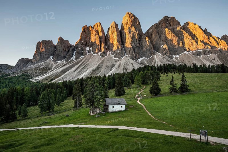 Sunrise, Glatschalm, Geislerspitzen, Villnöss Valley, Sass Rigais, Dolomites, South Tyrol, Italy, Europe