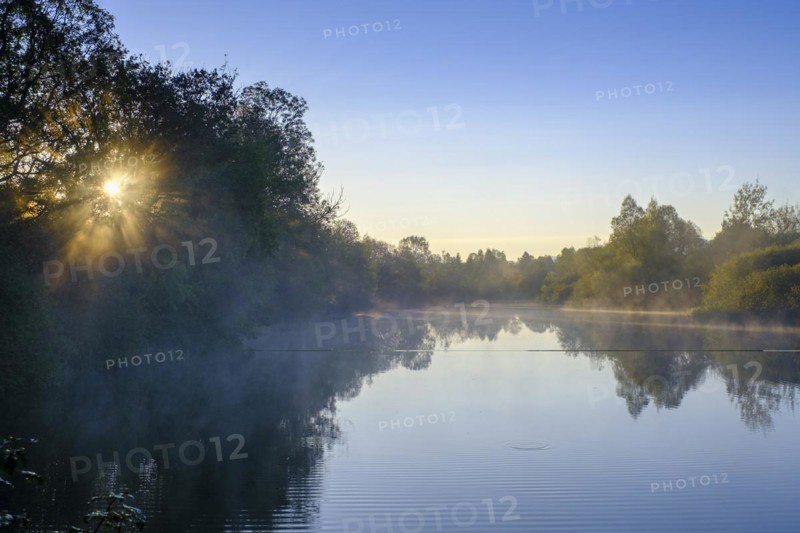 Sunrise with fog, Mühlweiher at Reutberg Monastery, Sachsenkam, Tölzer Land, Alpine foothills, Upper Bavaria, Bavaria, Germany, Europe
